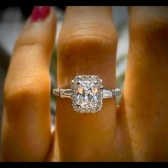 Jewelry - White Sapphire Ring